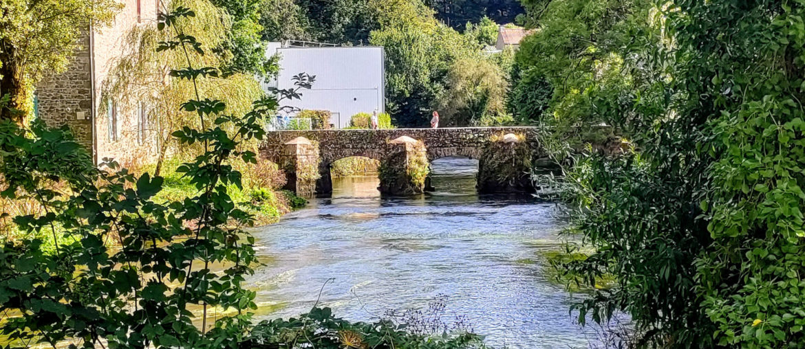 Pont Scorff : calme, cadre verdoyant et artisans